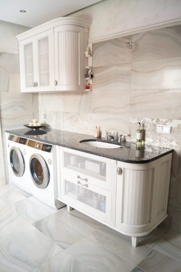 Bathroom furniture (12)