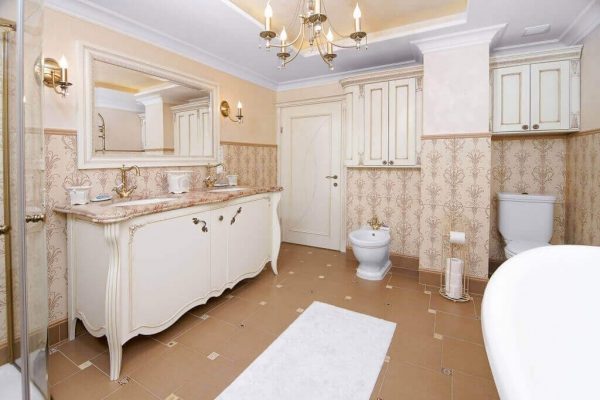 Bathroom furniture (8)