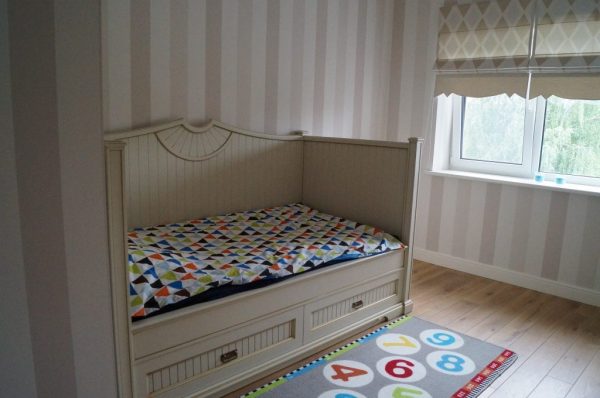 Bedroom rurniture (8)