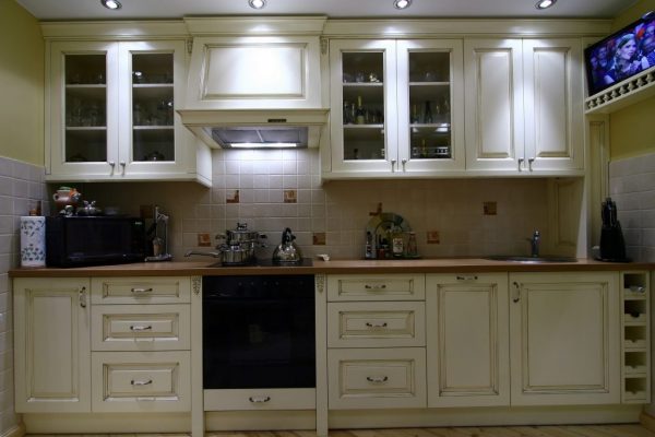 Kitchen furniture (11)