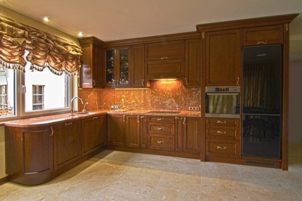 Kitchen furniture (3)