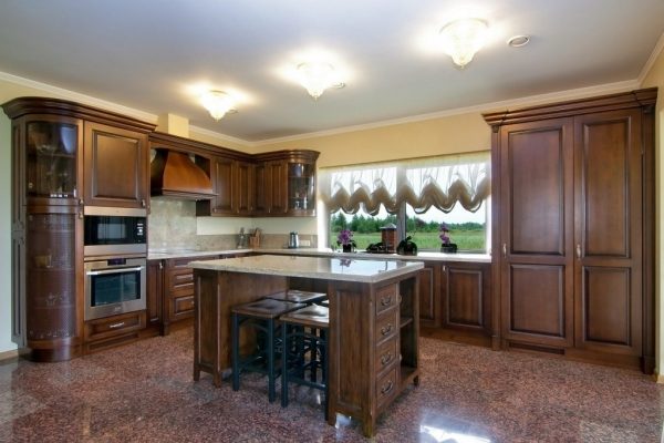 Kitchen furniture (4)