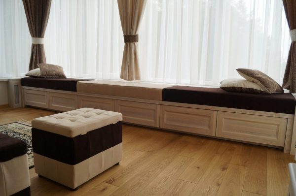 Livingroom furniture (1)